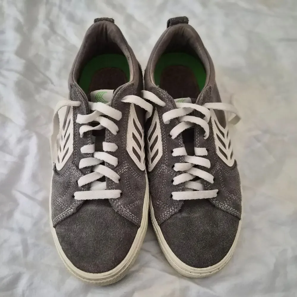 Cariuma Catiba Pro Charcoal Grey Suede Skateboard Shoes Sneakers 9.5M/11W
